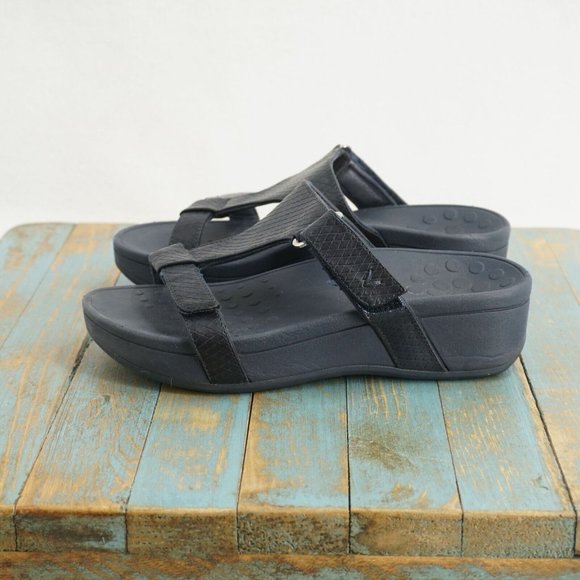 vionic pacific ellie wedge